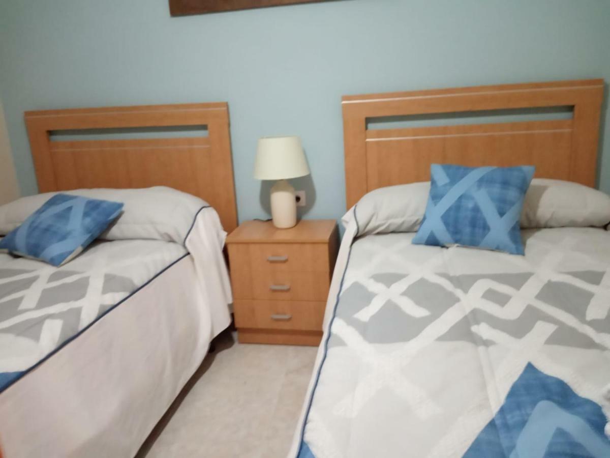 Apartamento Turistico La Victoria Trujillo Kültér fotó
