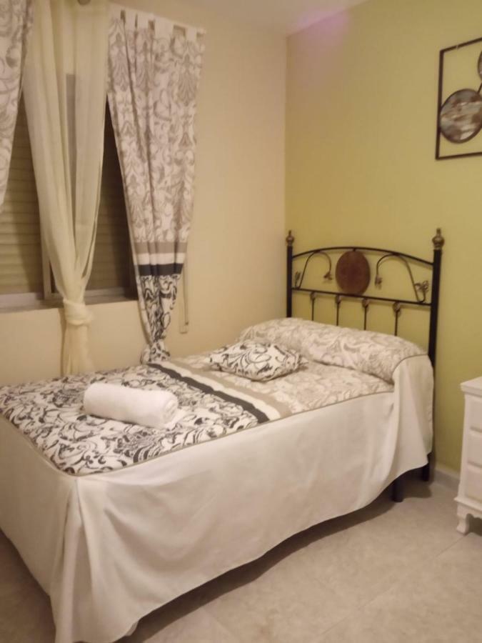 Apartamento Turistico La Victoria Trujillo Kültér fotó